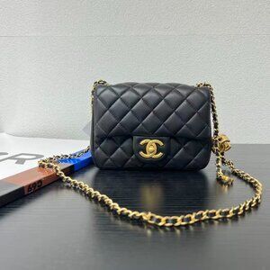 Classic CHANEL Bag: A Stylish and Versatile Choice for Elegance